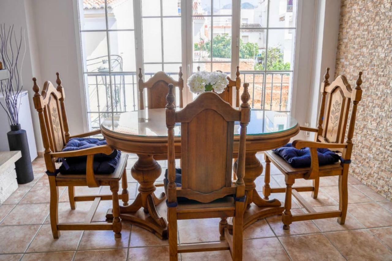 Beautiful Apartment Private Roof Terrace Nerja Dış mekan fotoğraf
